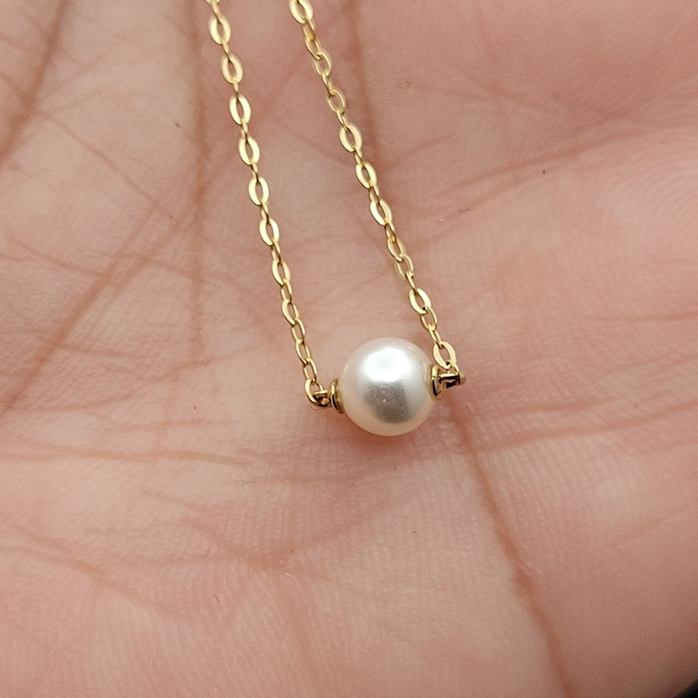 Classic Gold Dainty Chain Bracelet with Single White Faux Pearl - Picture 4 of 4